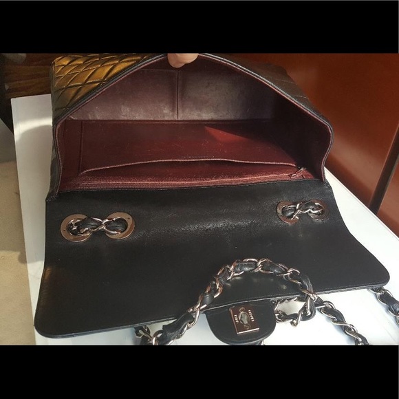 HOST PICK !!!!! Chanel Jumbo Single flap purse - Picture 7 of 13